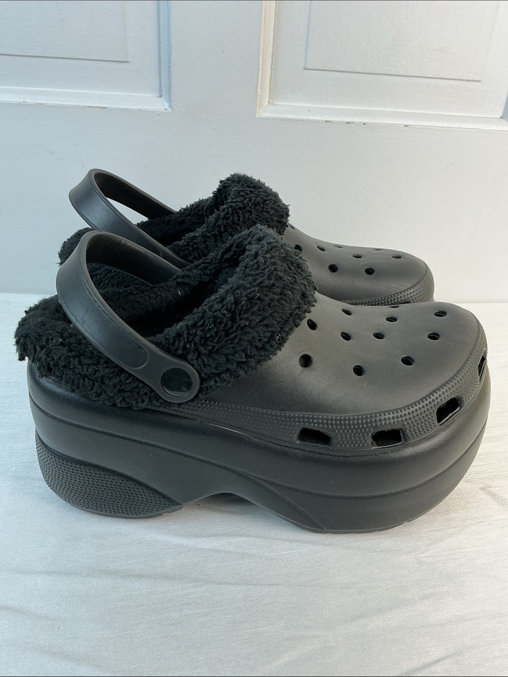 Cape Robbin Black Platform Mules crocs style